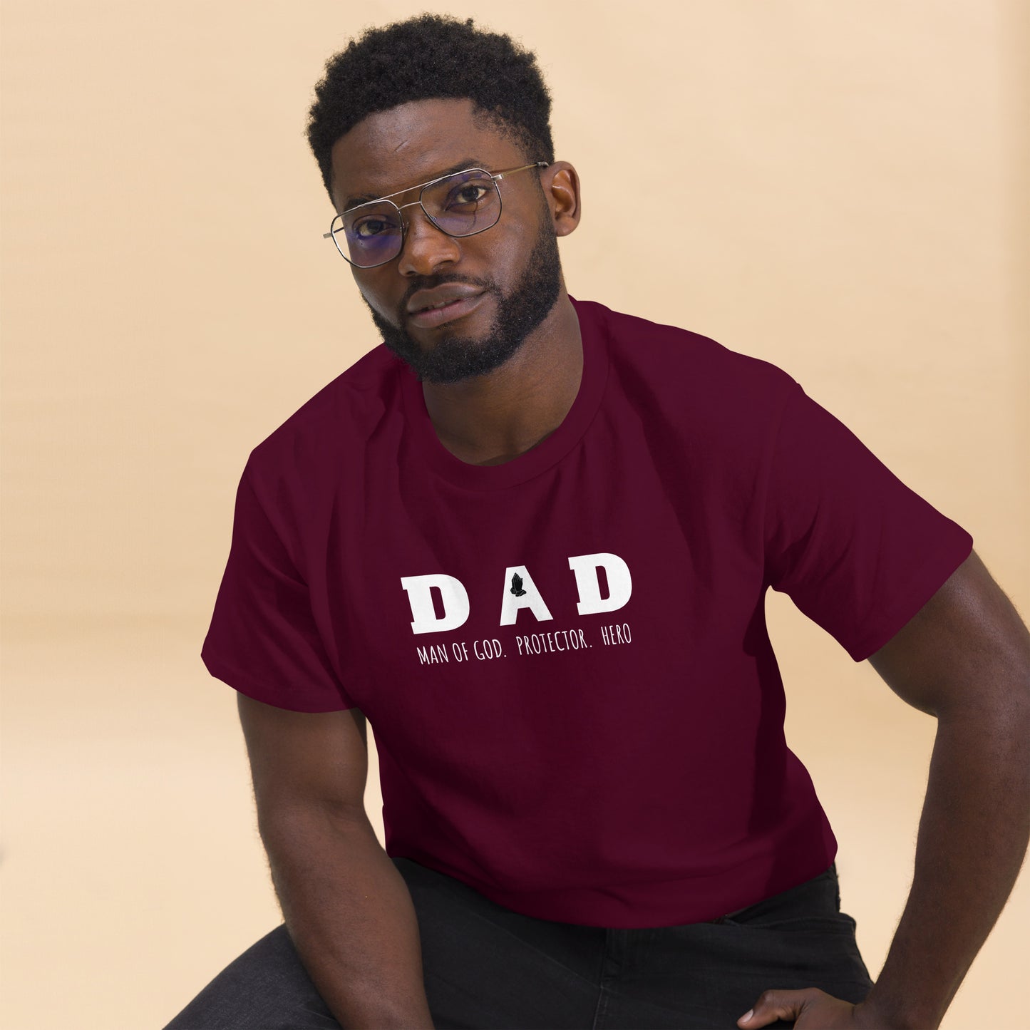 Dad Prayer Hands Men's Classic Short Sleeve T-Shirt