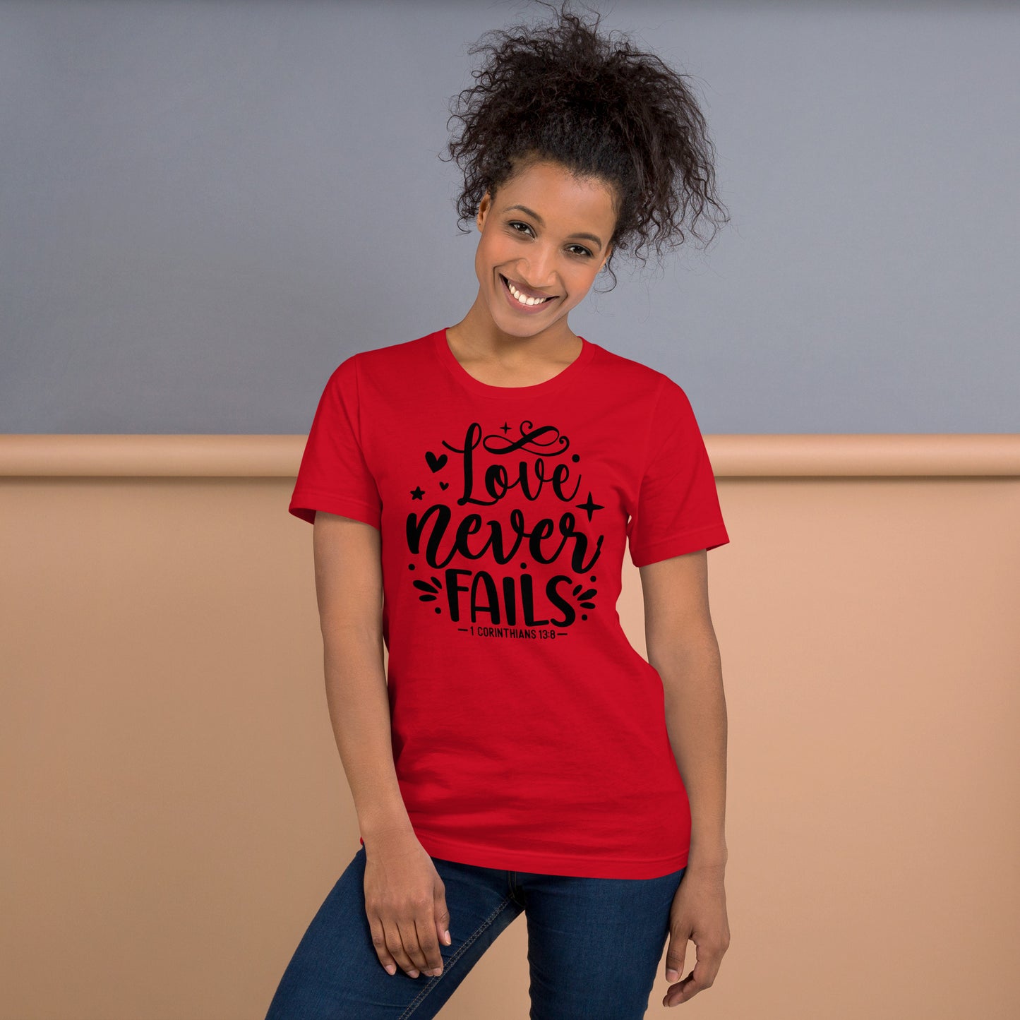 Love Never Fails Women's Short Sleeve T-Shirt